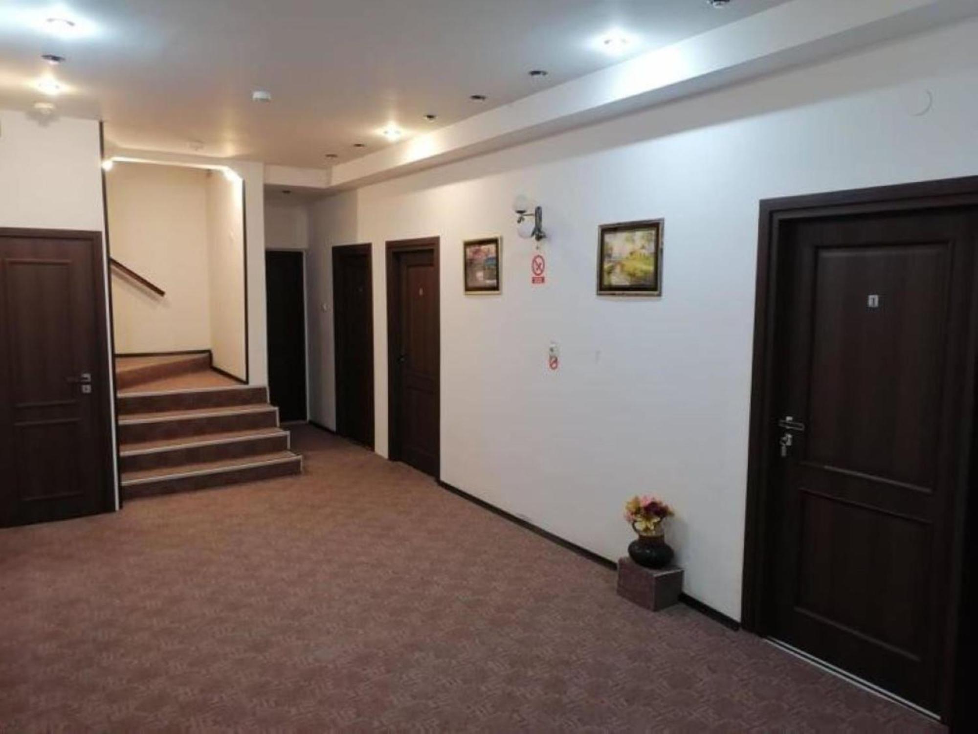 Pensiunea Millenium Sibiu With Parking - Motorcycle Friendly Travel Routes Экстерьер фото